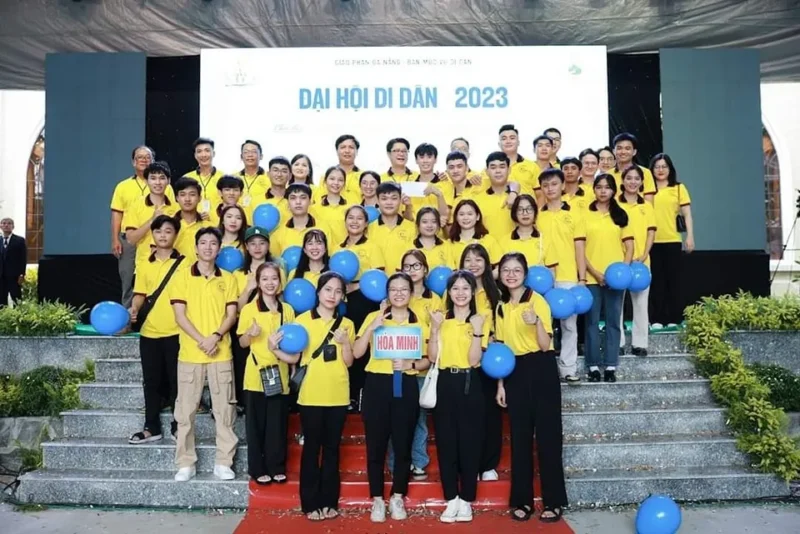 SINH VIÊN HÒA MINH VÀ NHÓM DI DÂN HÒA MINH THAM GIA ĐẠI HỘI DI DÂN TẠI GP. ĐÀ NẴNG NĂM 2023