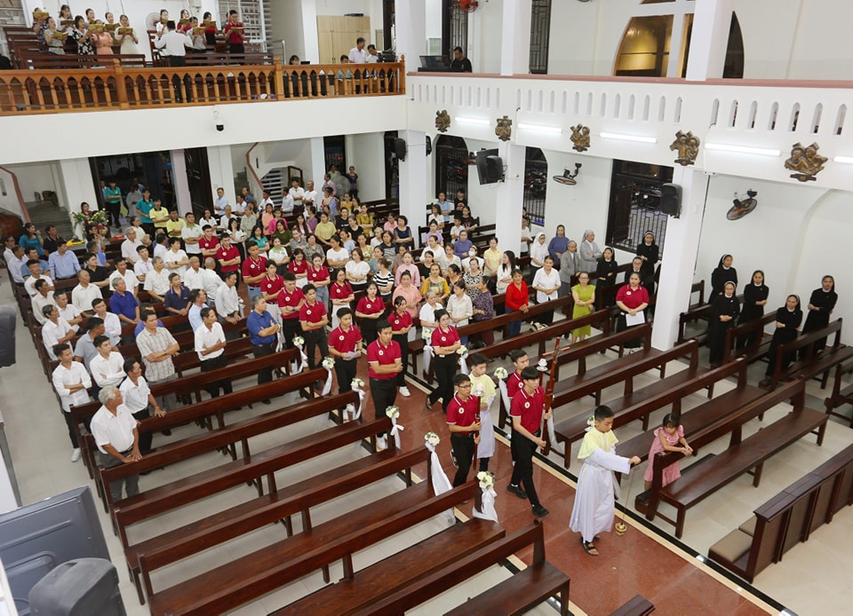 GIÁO XỨ HOÀ MINH MỪNG LỄ THÁNH LOUIS GONZAGA